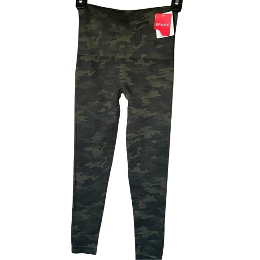 SPANX Look At Me Now Green Camo Leggings, XS
